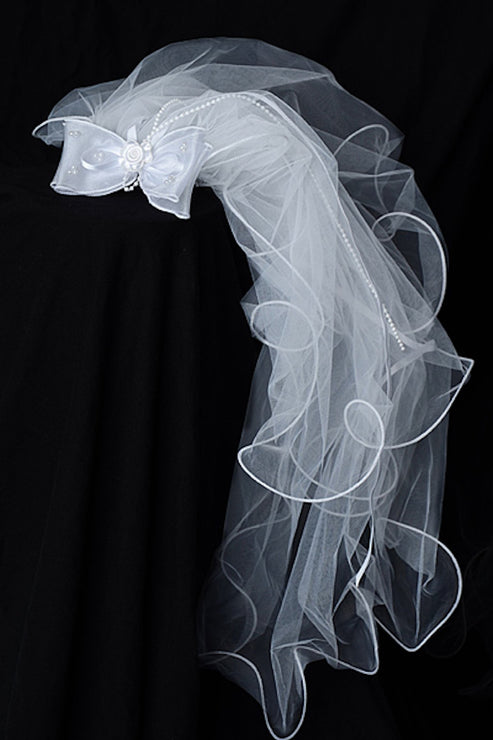 Veil - comb with bow, pearls, and veil